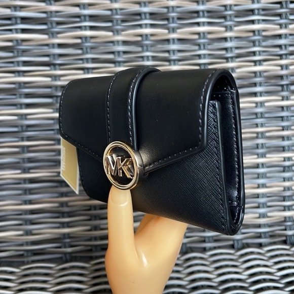 MICHAEL KORS CARMEN MEDIUM LOGO AND FAUX LEATHER WALLET BLACK - Picture 3 of 12